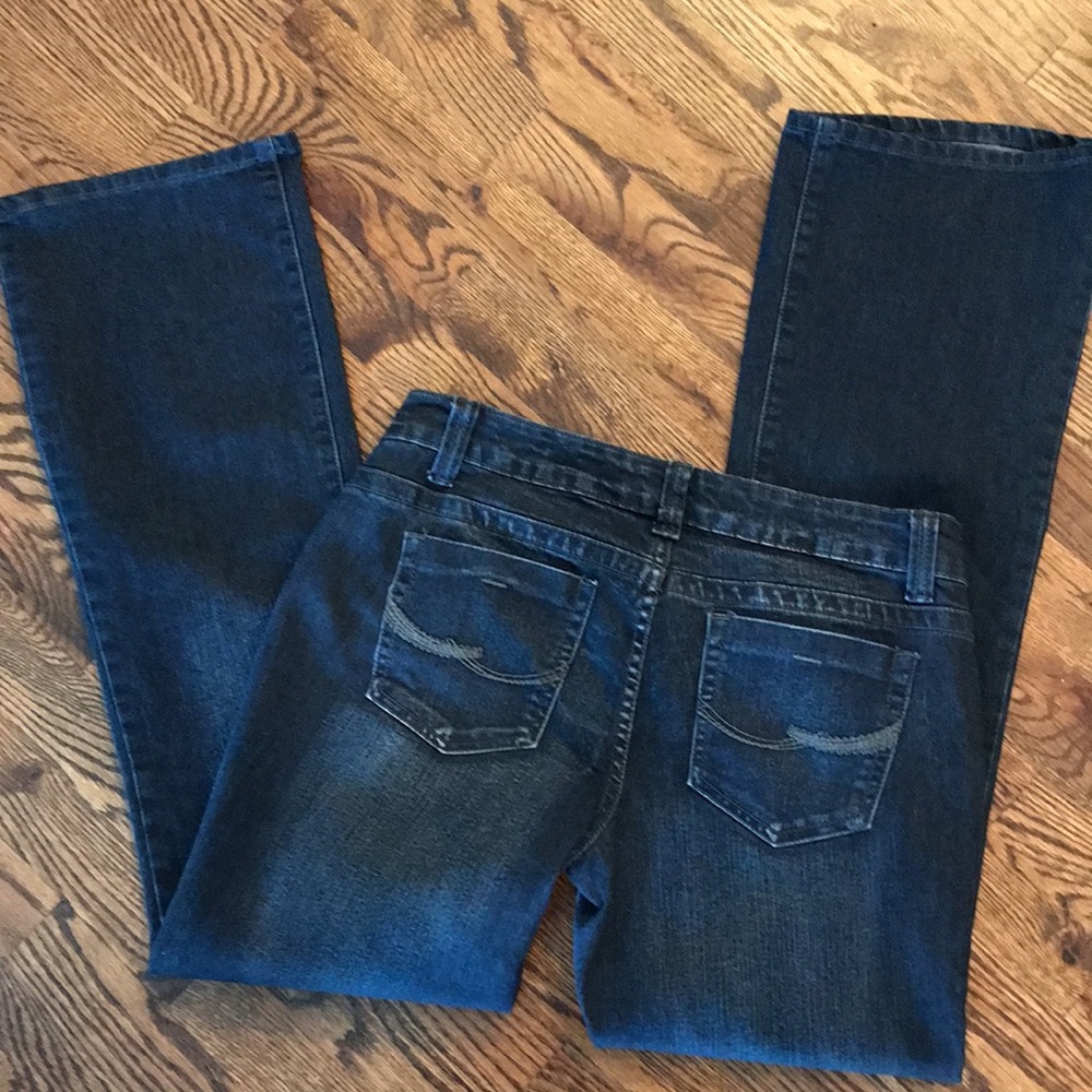 BONGO Bootcut Jeans - Picture 2 of 13